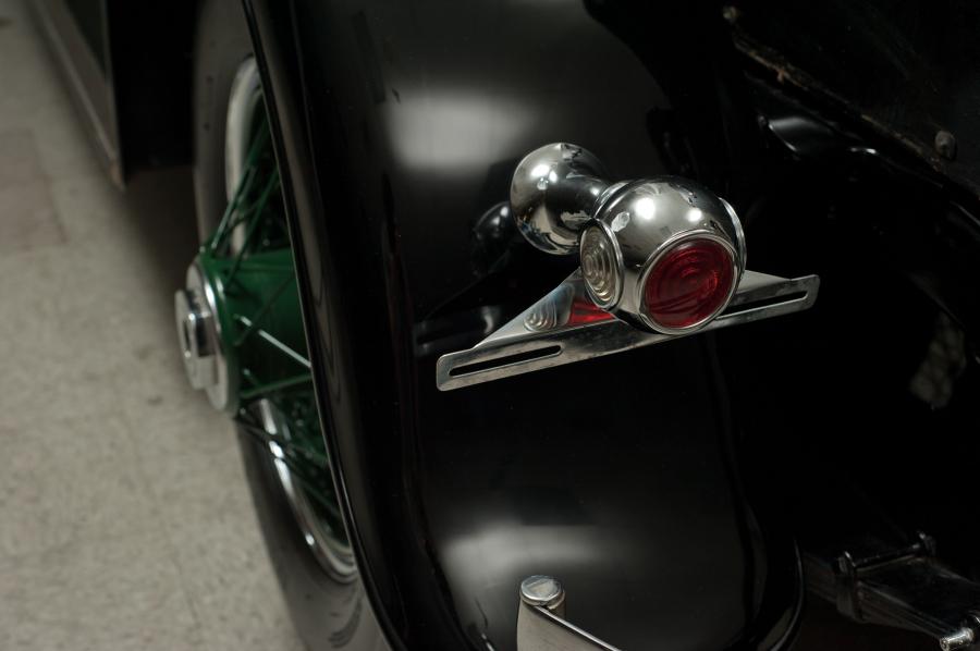  Cadillac Town Sedan V8 Al Capone Car 1928 года  (фото 3 из 54)